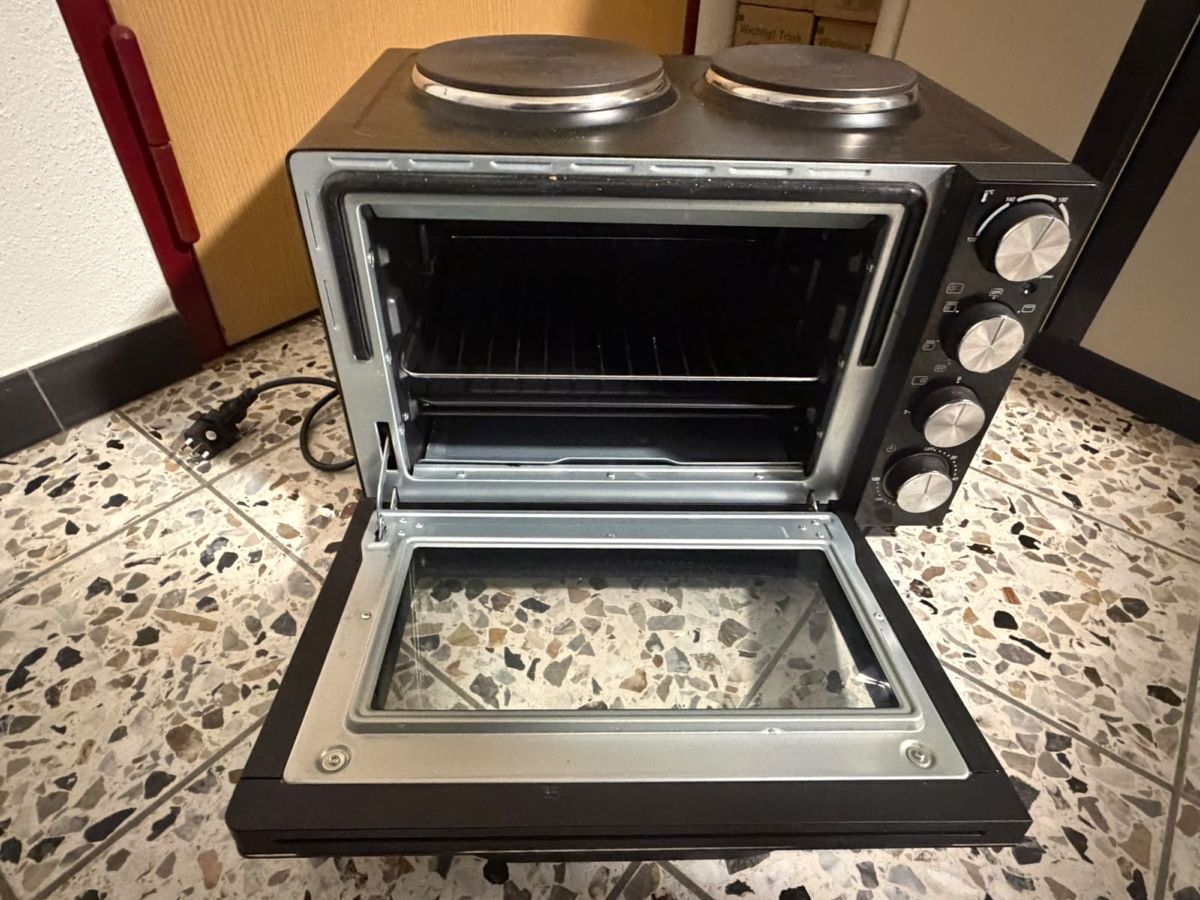 Elettrodomestici da cucina: Severin Minibackofen mit Kochplatten schwarz gebraucht – Usato da Thörigen venduto da yana_11 2
