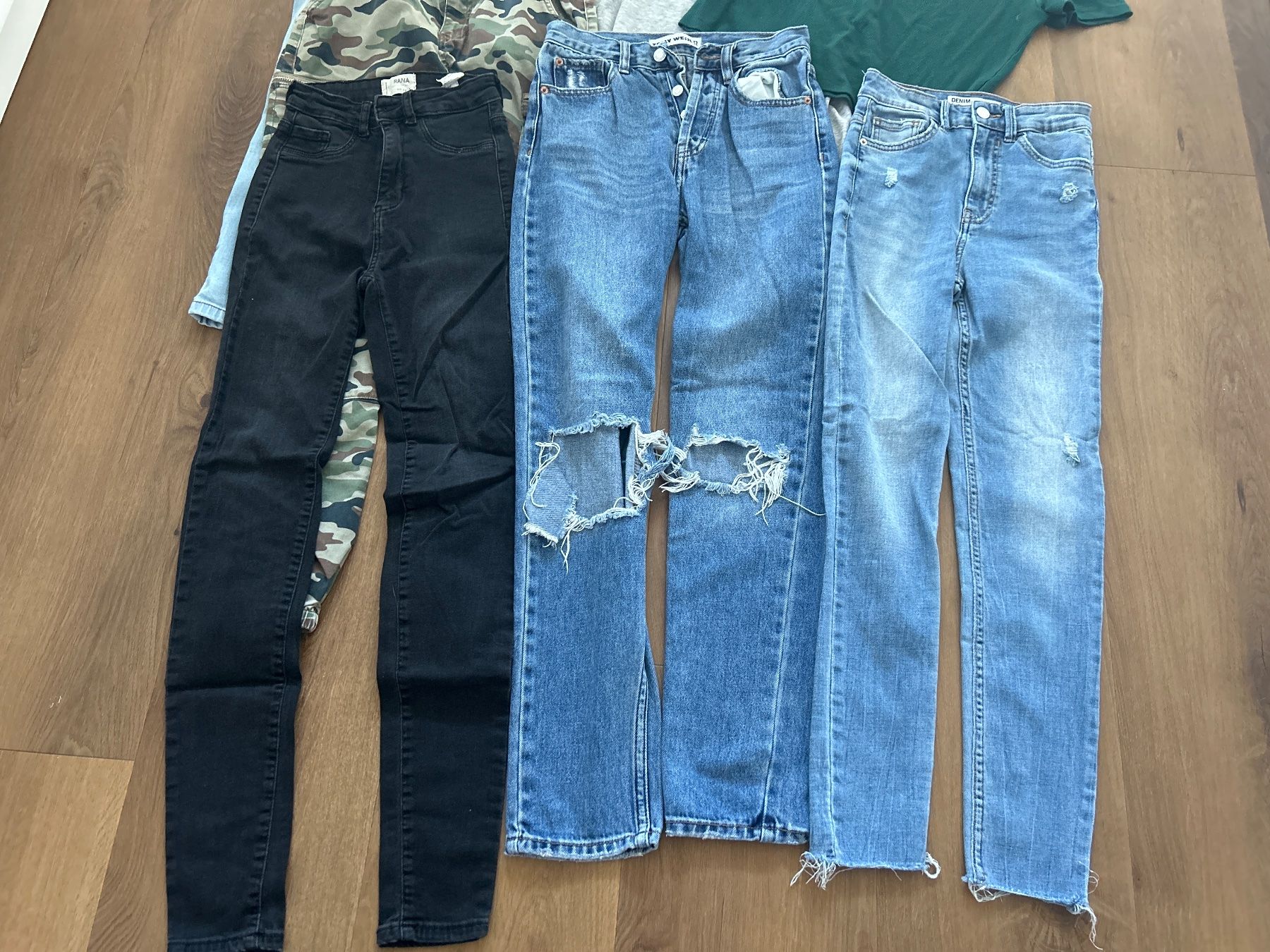 Lotti di vestiti: Kleiderpaket Gr 32 oder XXS Bershka und Tally Weijl – Usato da Regensdorf venduto da Spyke55 2