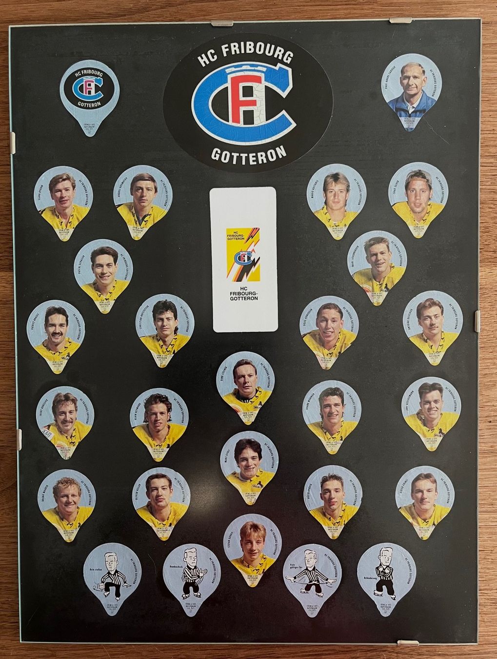 Coperchi dei cremini per caffè: Gotteron - Kaffeerahmdeckeli – Usato da Fribourg venduto da Kumpaan