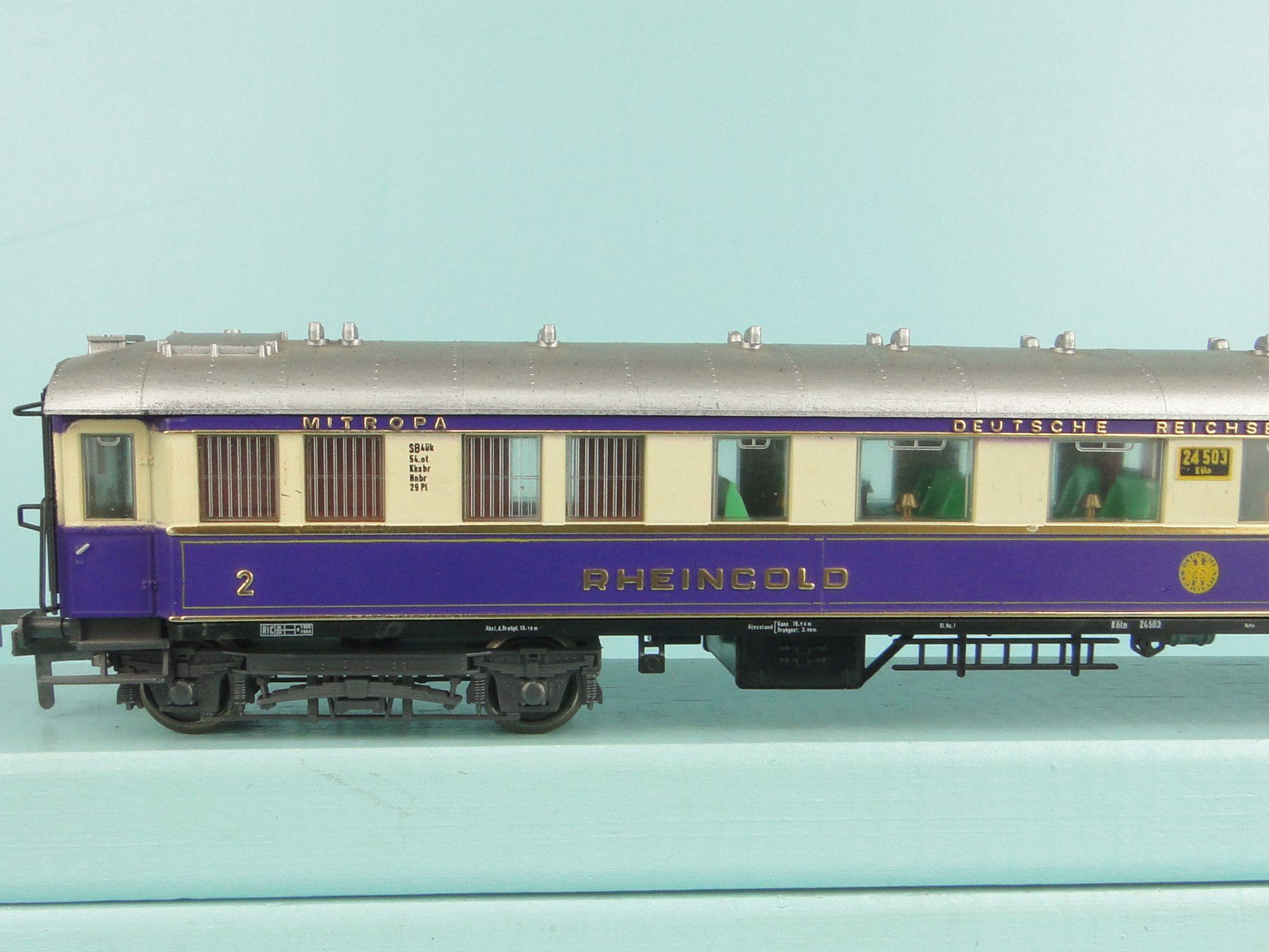 Liliput Modelleisenbahnen: Liliput/Fleischmann 825 00 Rheingold 2 Kl. – Gebraucht aus Bülach von cann11