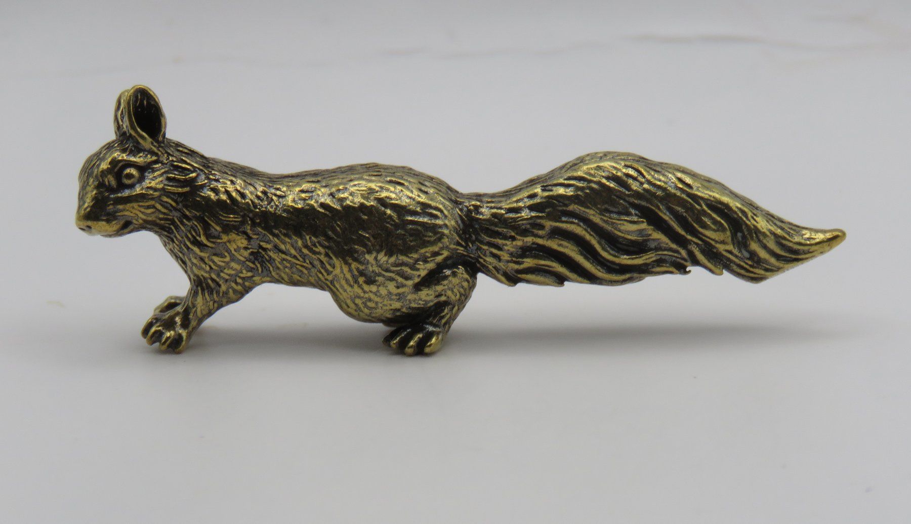 Statuette: EICHHÖRNCHEN - Messing Figur - Dekoration - 6x2,3cm – Nuovo e nell'imballaggio originale da Grenchen venduto da Yamahwildstar16 3
