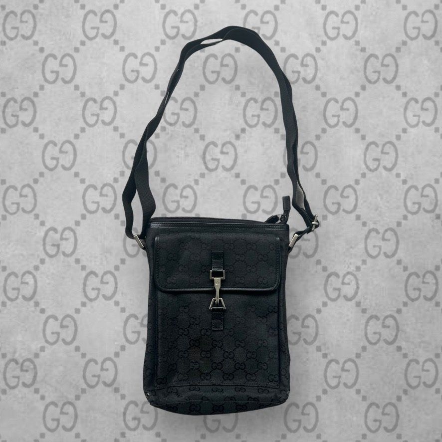 Gucci Taschen: black GUCCI monogram bag – Gebraucht aus Luzern von aramayashop 2
