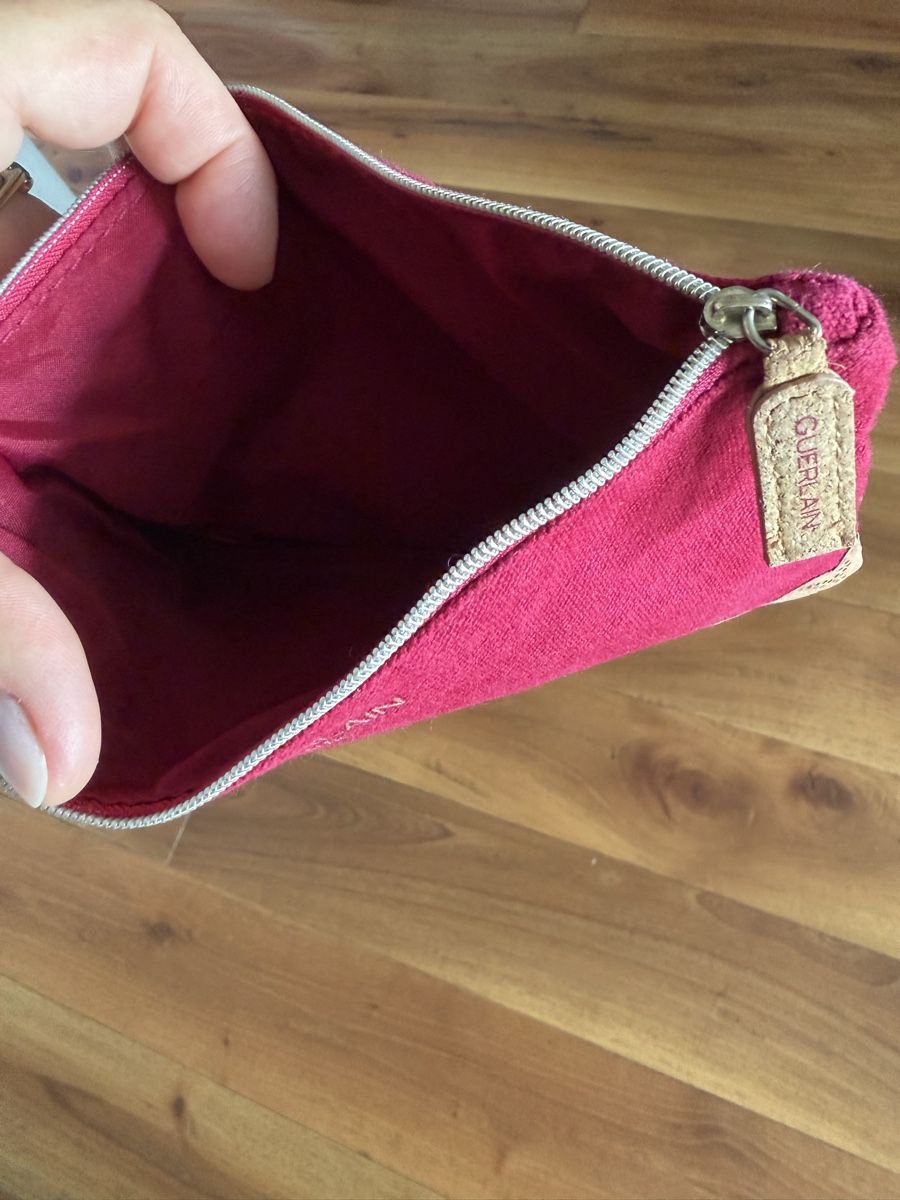 Guerlain Trousses de maquillage: Pochette GUERLAIN  – D'occasion à Cademario par Iby_30 2