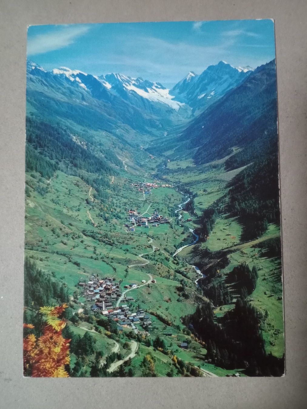 Cartoline postali: Ak Vogelschau Lötschental Wallis – Usato da Küttigen venduto da Melisch1000