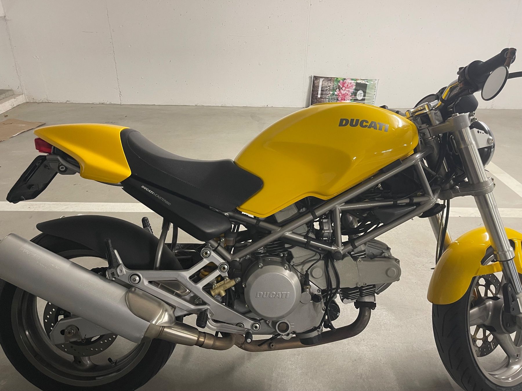 Ducati Strada: Ducati Monster 600 – Usato da Gossau ZH venduto da raf_pg2g 2