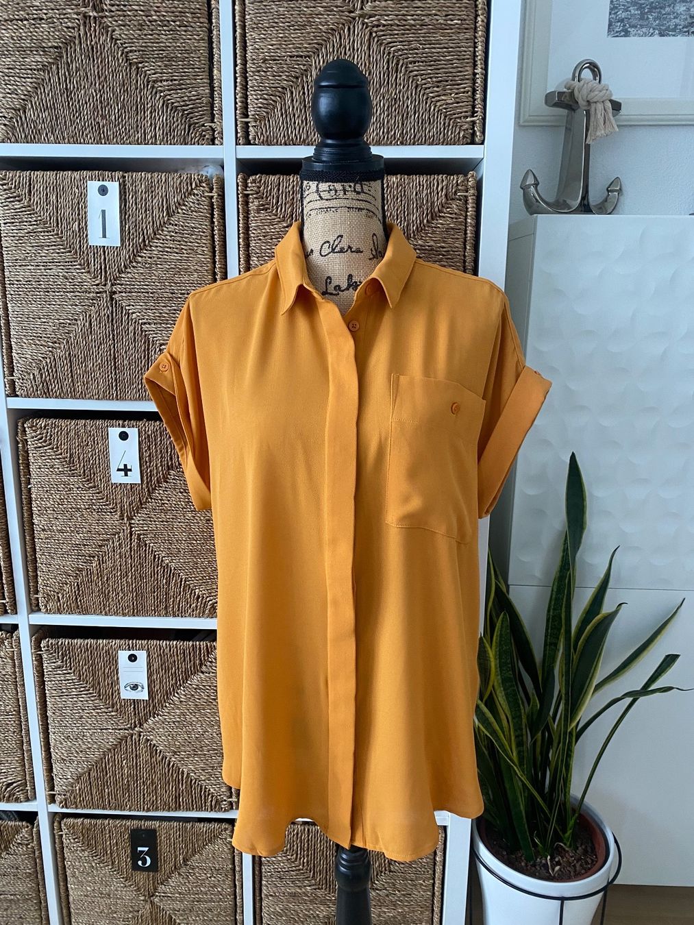 Camicette: Mustard sleeveless blouse, XL – Nuovo (secondo la descrizione) da Safenwil venduto da rgs_tg62