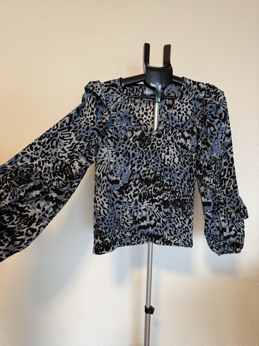 Vila Camicette: VILA BLUSE MIT ANIMAL-PRINT EU 36 – Nuovo (secondo la descrizione) da Rorschacherberg venduto da drdupor 3