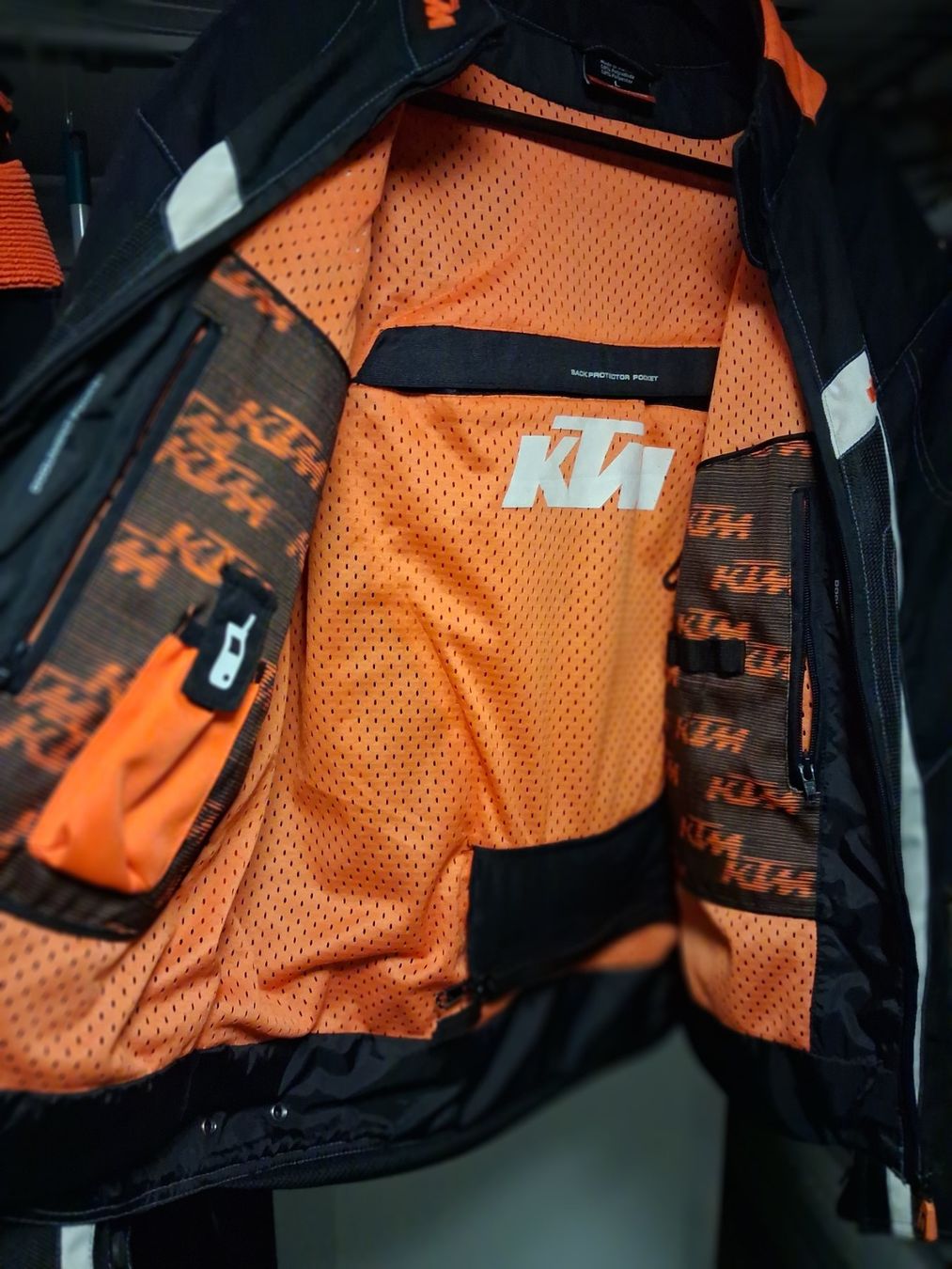 Giacche: Ensemble veste enduro pantalon enduro – Usato da Gossens venduto da DelChri 1