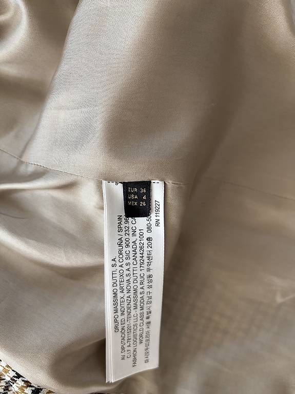 Massimo Dutti Jacken: Massimo Dutti Blazer, Gr. 36, neu Zustand – Neu (gemäss Beschreibung) aus Lachen SZ von dar_hjg9 4