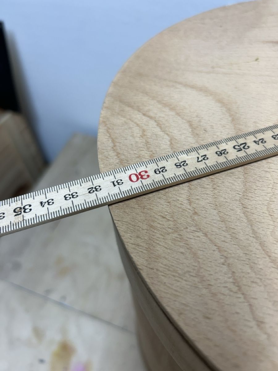 Tabourets: Alter Holzbehälter, Hocker mit Deckel – D'occasion à Uster par Stromboli7 4
