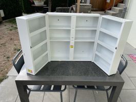 Medizinschrank