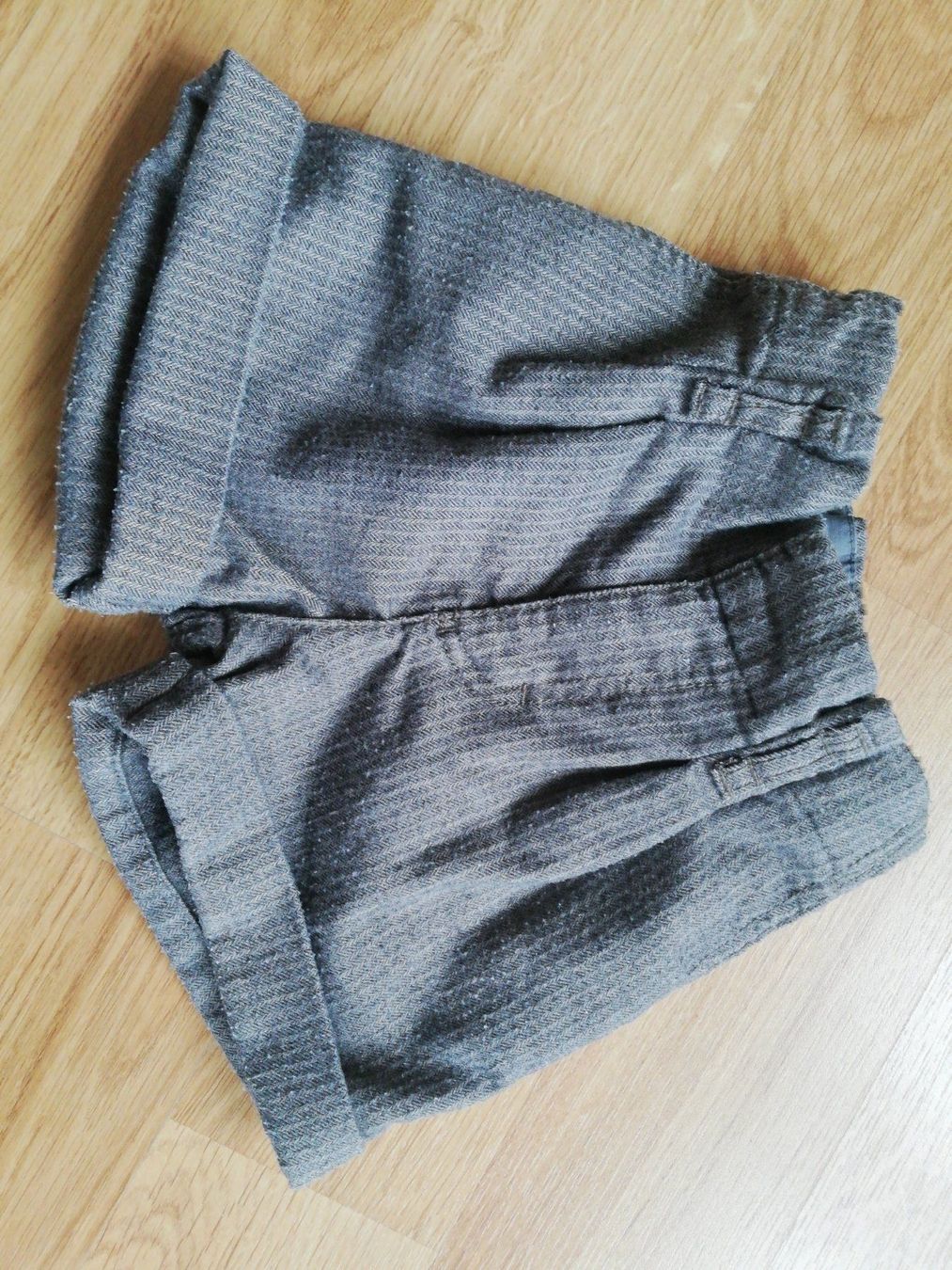 Pantaloni: Kurze Hose Gr 80 – Usato da Büttikon AG venduto da Amineah