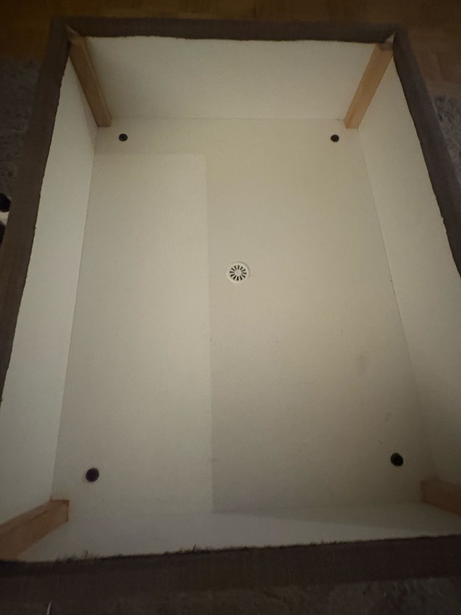 Divani: Ottoman sofa hair storage  – Usato da Zürich venduto da the_pjr8 3