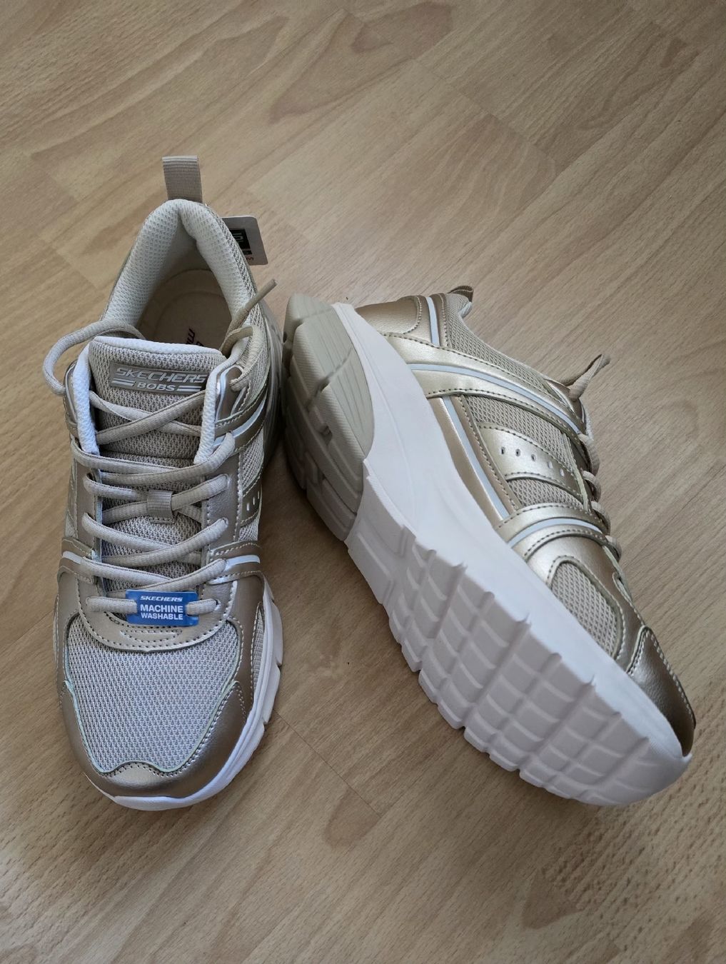 Skechers Scarpe da donna: Skechers Sneaker Gr. 39 – Nuovo e nell'imballaggio originale da Sursee venduto da M_Z 1