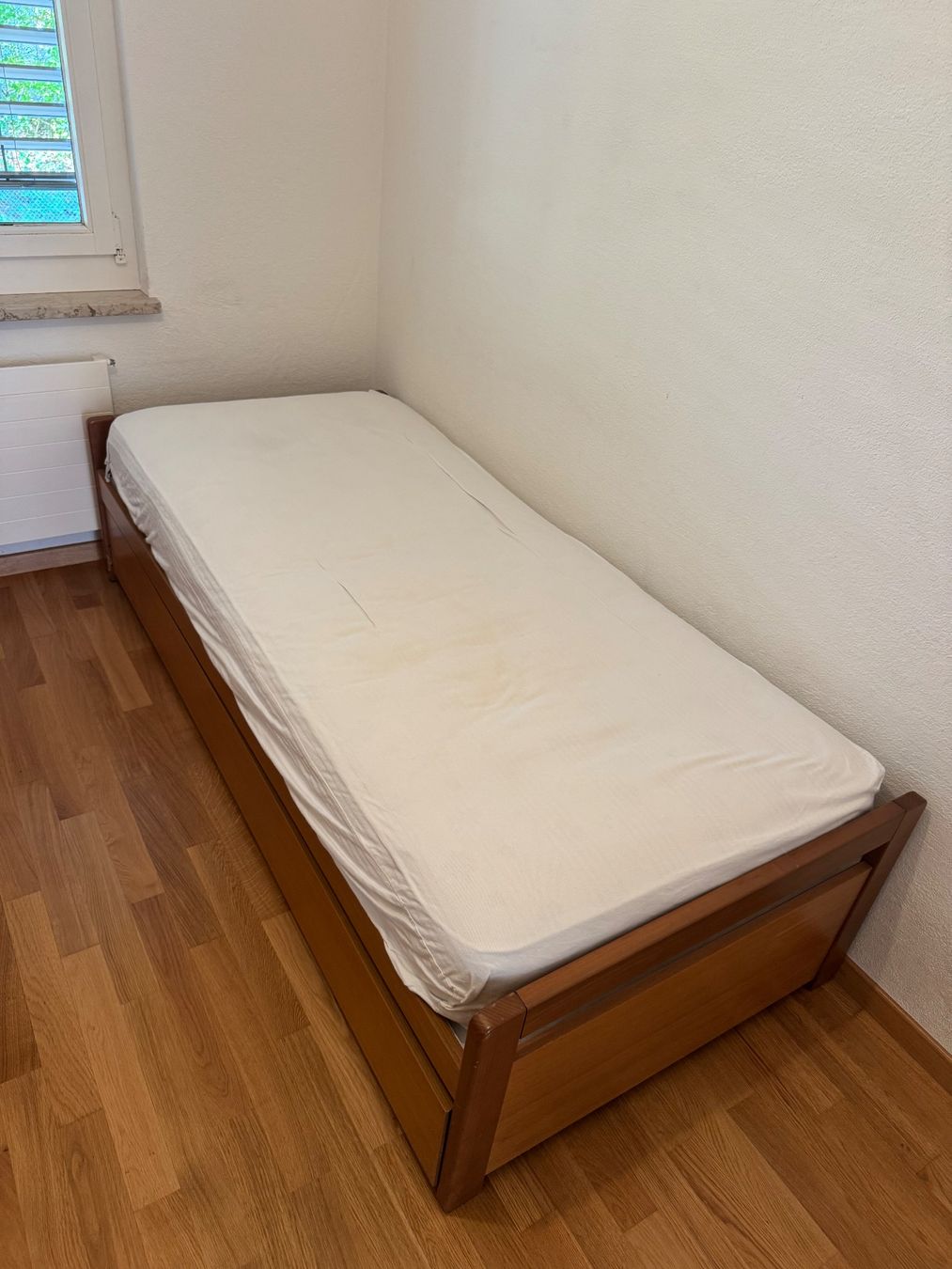 Letti: Bett 90x200 + Matratze – Usato da Zürich venduto da fat_yv52
