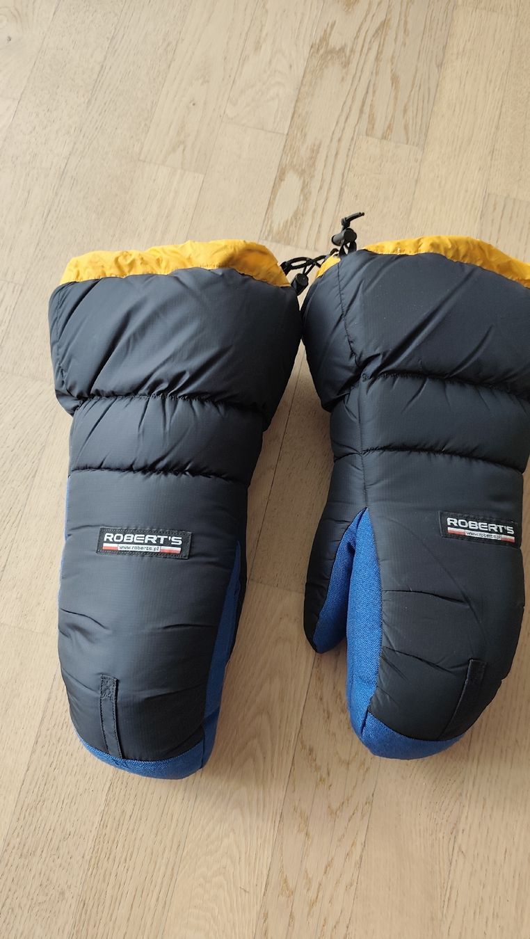 Guanti & manicotti: Expedition gloves ROBERTS – Usato da Winterthur venduto da Dhaeraow