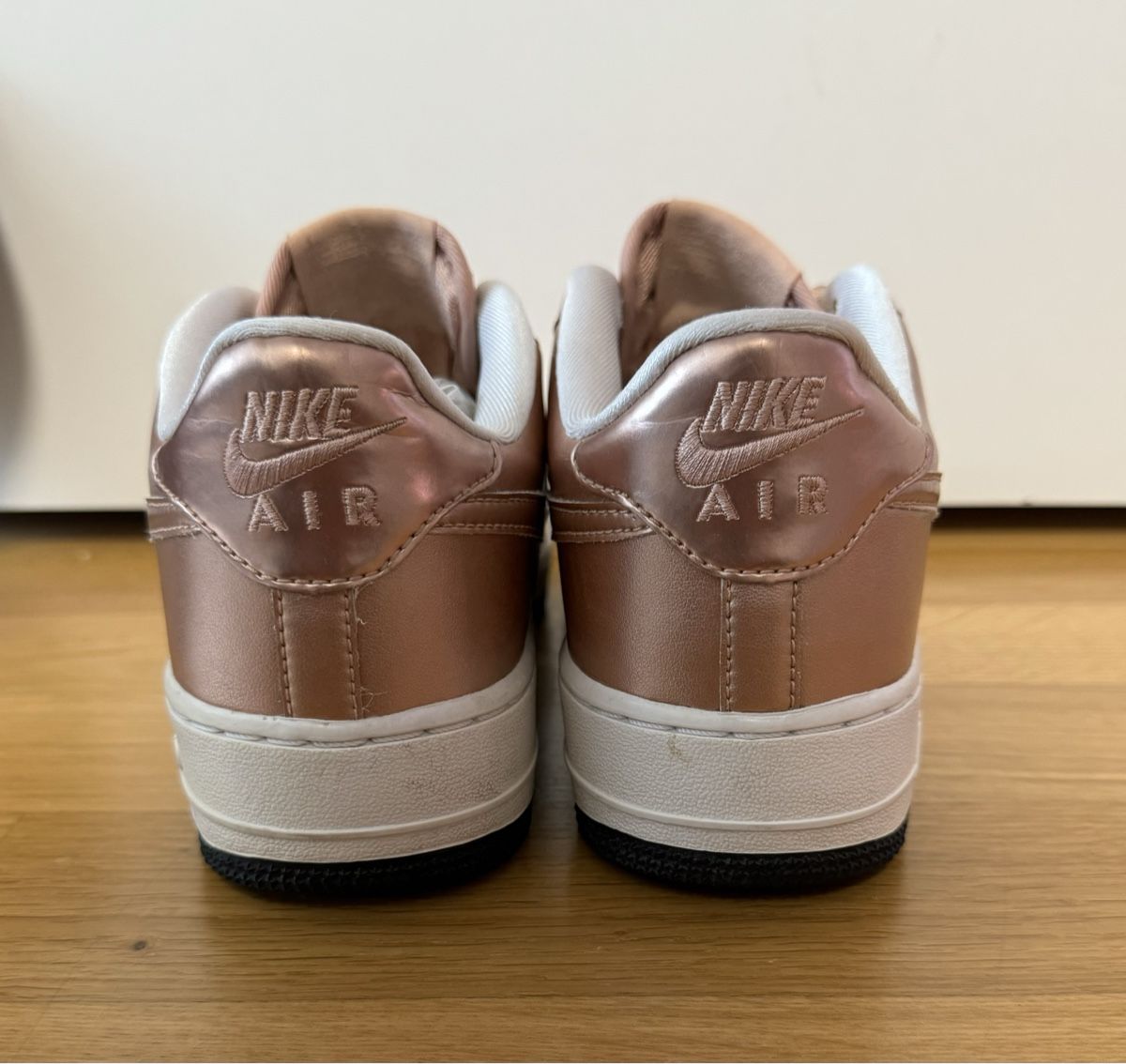 Nike Scarpe da donna: Nike Air Force 1 Gr.38,5 – Usato da Herisau venduto da Seyashop1 3