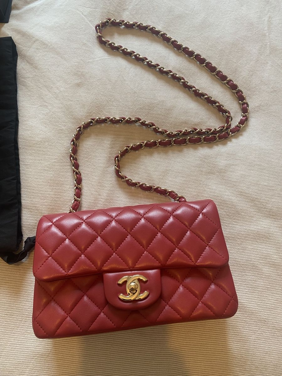 Chanel Borse da donna: Chanel Classic Mini Flap Bag in Red/Raspberry colour – Usato da Mies venduto da nic_yk5d 1