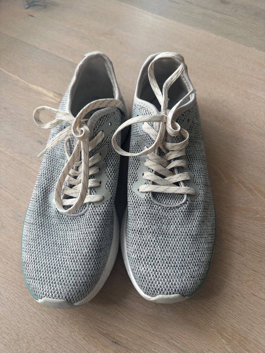 Chaussures femmes: Beach-Mountain Sneaker Grösse 39 – D'occasion à Langnau am Albis par cor_566p