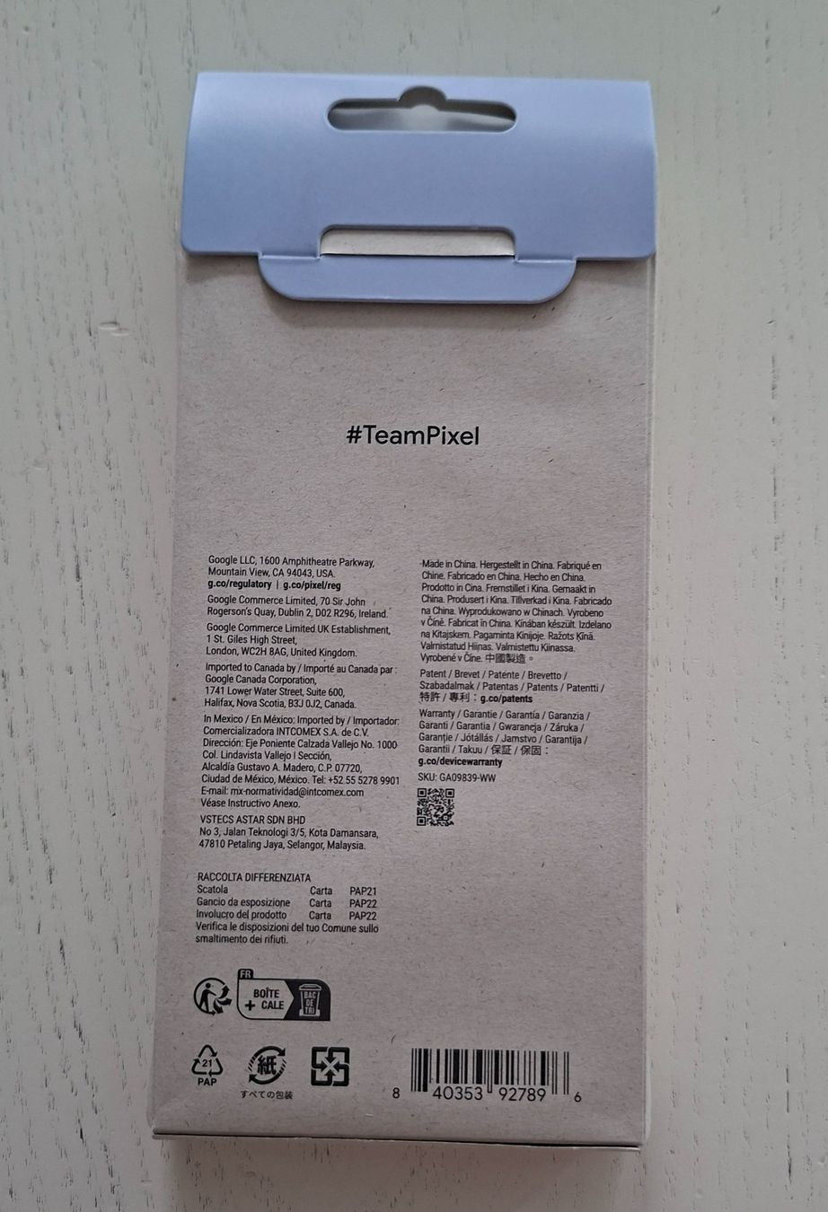 Google Cover & Protezioni schermo: Google Pixel 10/10 Pro Case mit Pixelsnap Blau (Frost) – Nuovo e nell'imballaggio originale da Basel venduto da hug_5mmp 1
