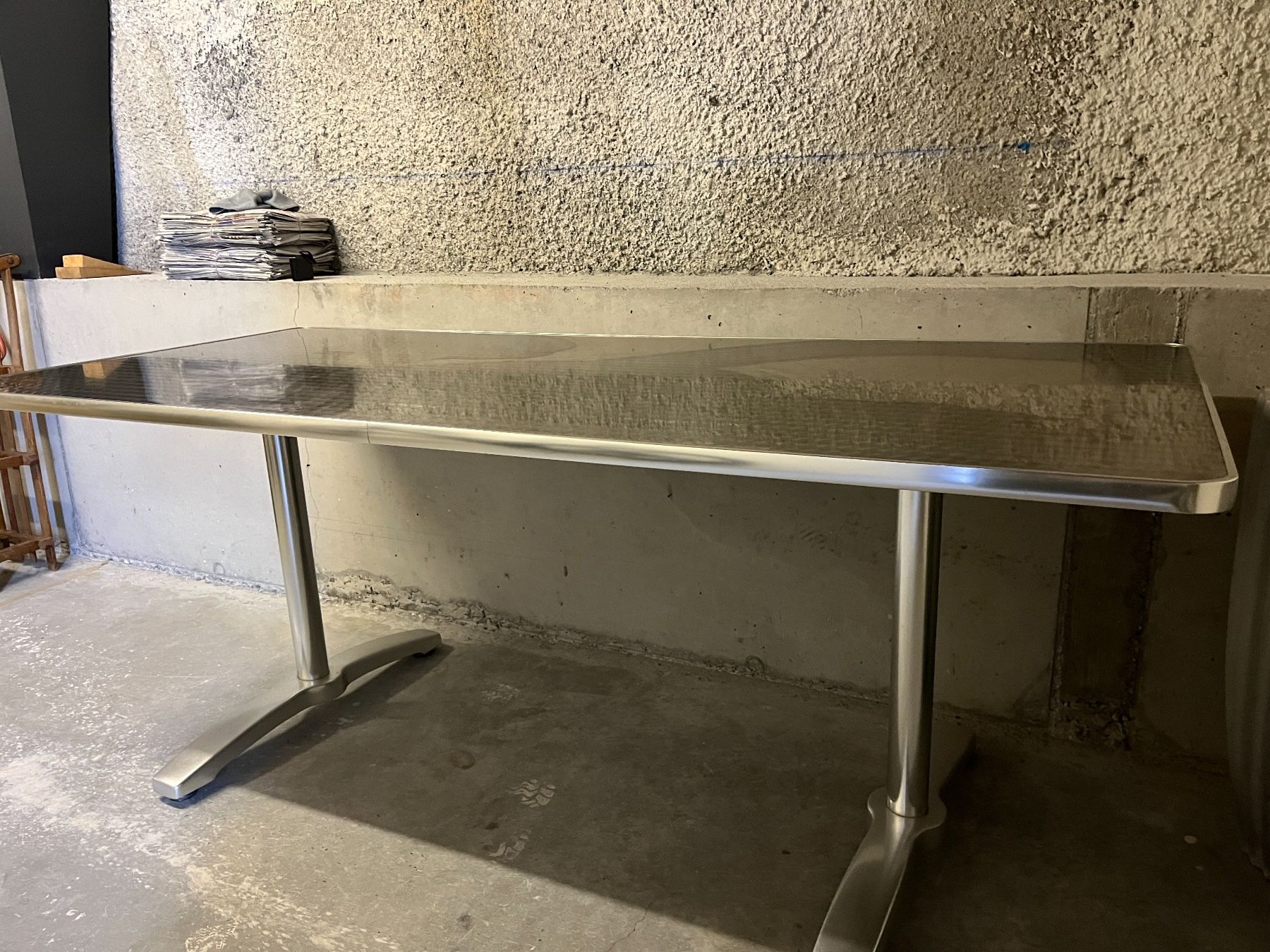 Tavoli: Gartentisch mit Aluminium-Deckblatt – Usato da Malans GR venduto da Wimpa