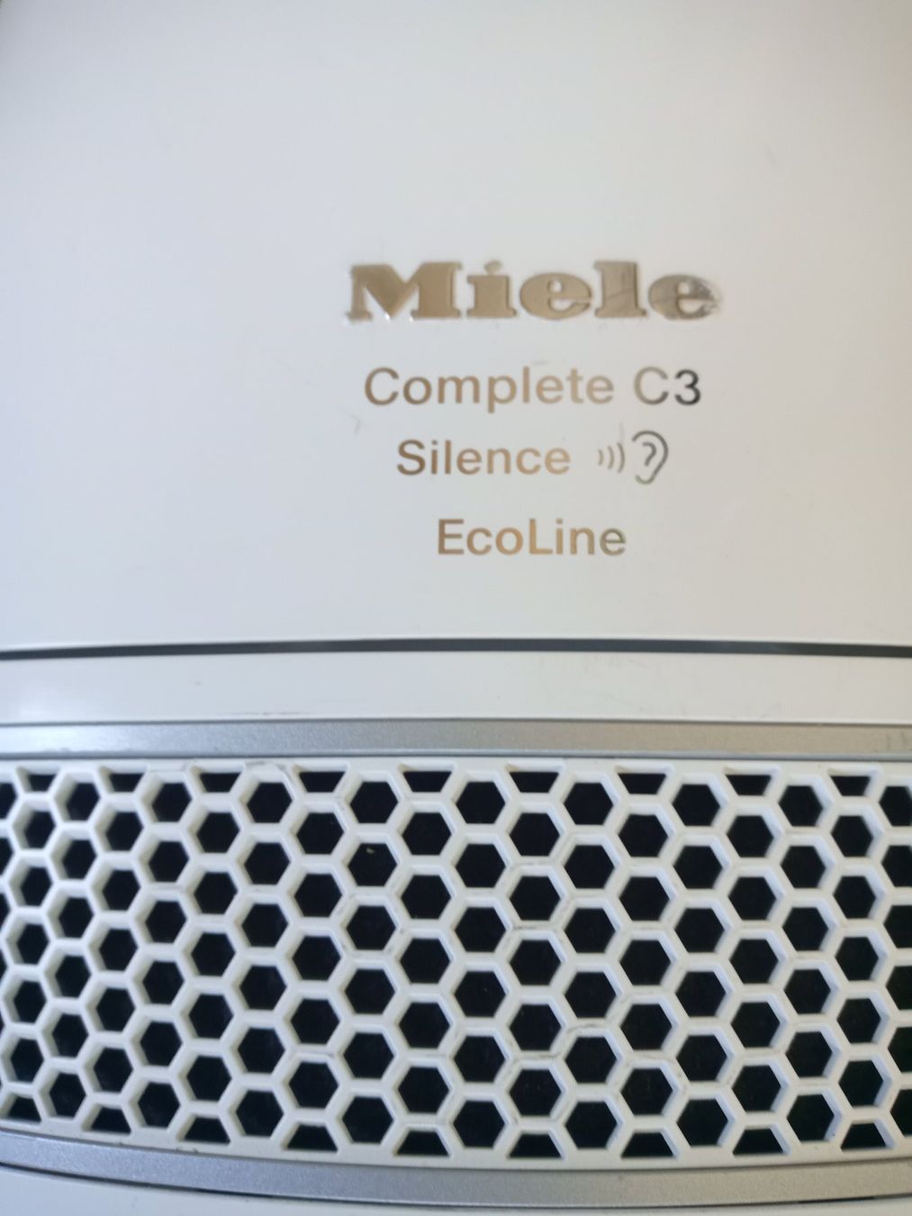 Miele Aspirapolveri & Accessori: Staubsauger Miele C3 Silence  Ecoline – Usato da Prez-vers-Siviriez venduto da Monija70 2