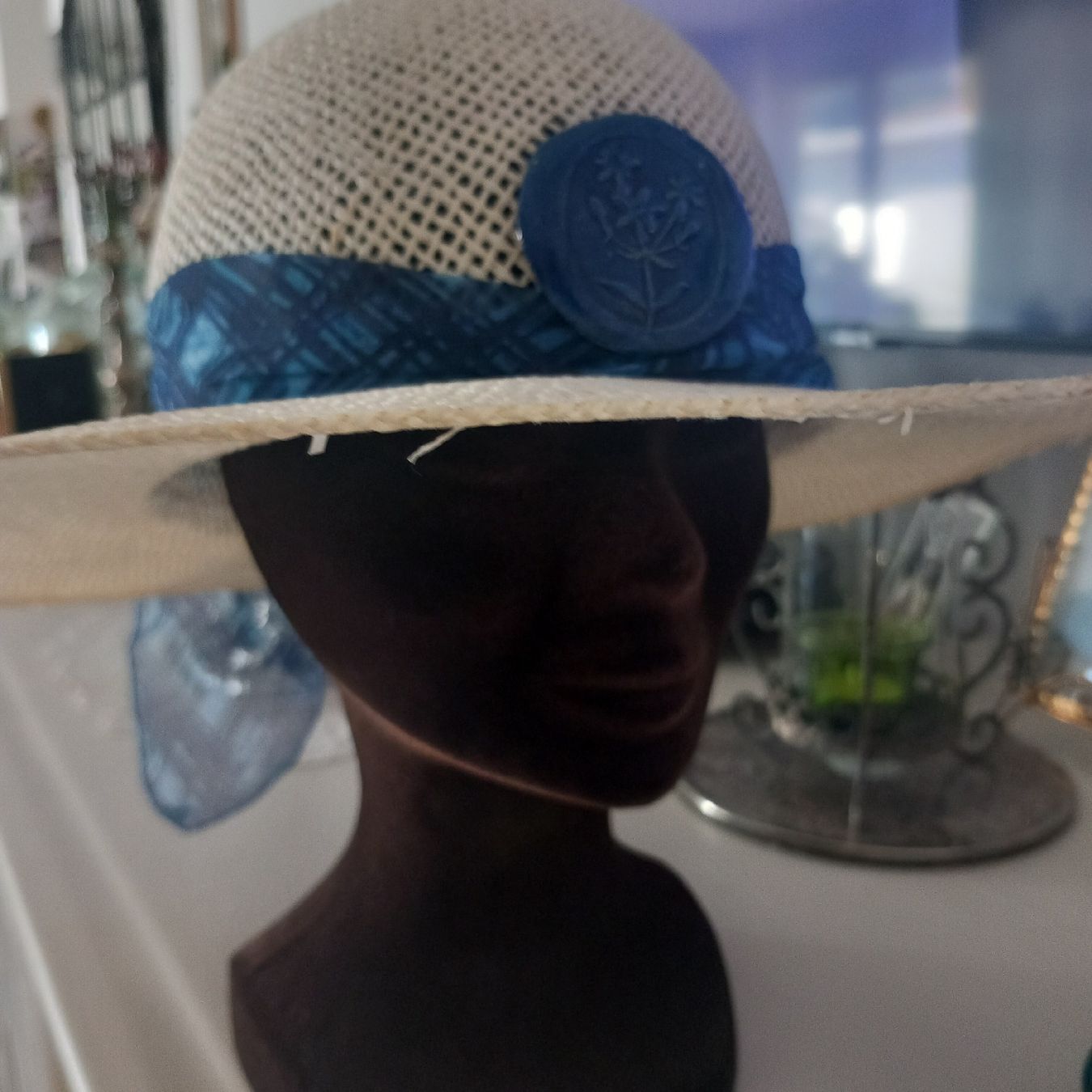 Chapeaux, bonnets & casquettes: Cooler Sommerhut m. Brosche – D'occasion à Aegerten par gismolini 4
