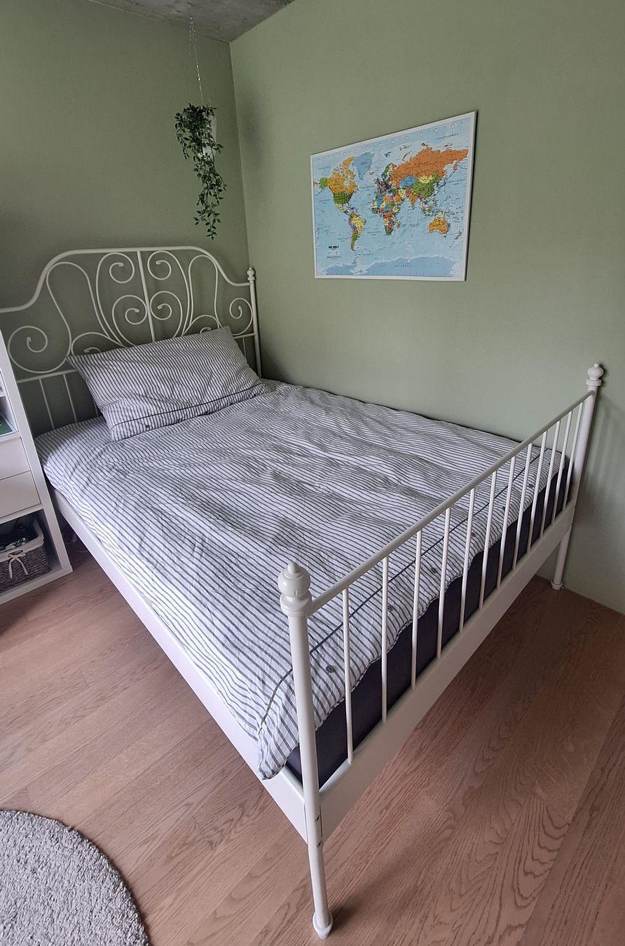 Ikea Betten: Ikea LEIRVIK Bett 140x200 cm – Gebraucht aus Gerlikon von ampu