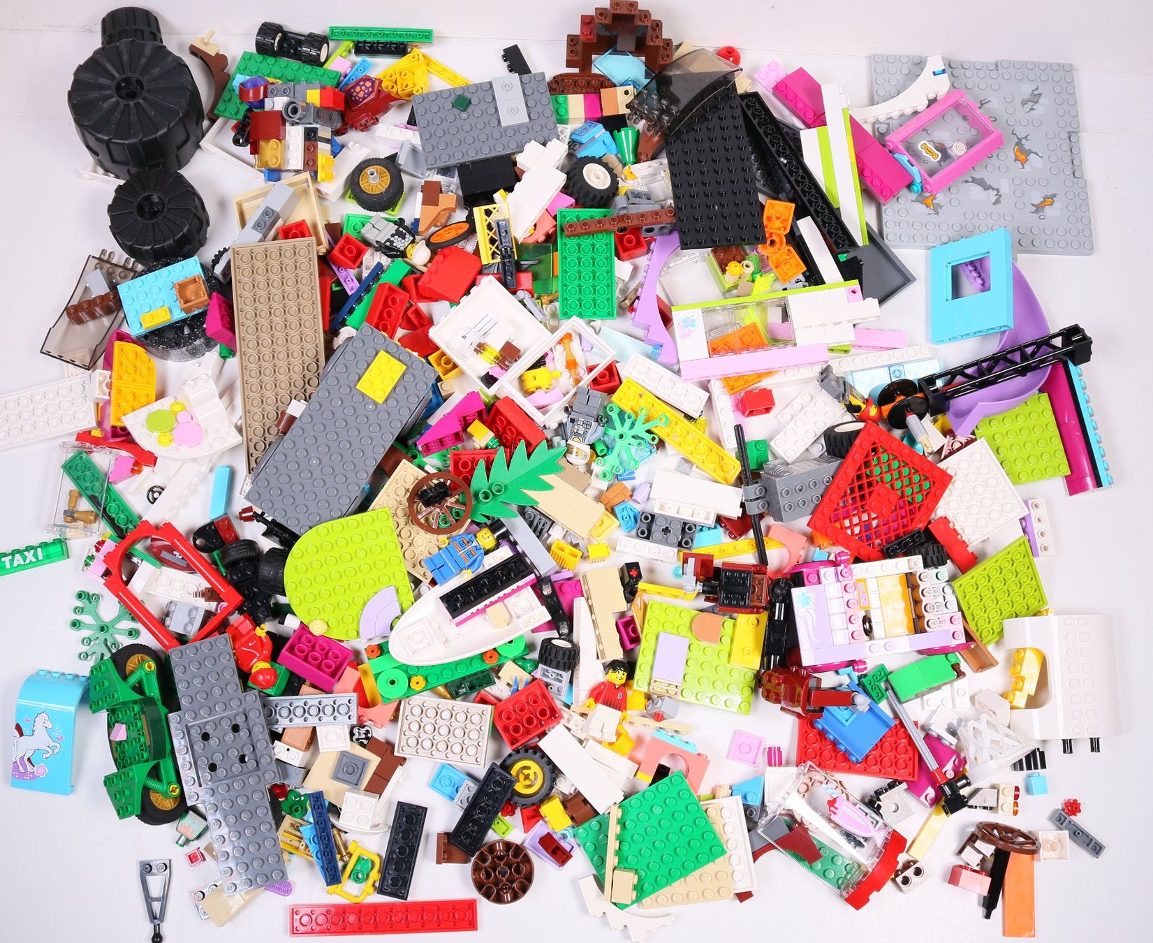 Lego Kit di costruzioni: 1.5 kg. Legoteile mit Minifiguren – Usato da Hettlingen venduto da Scholi99