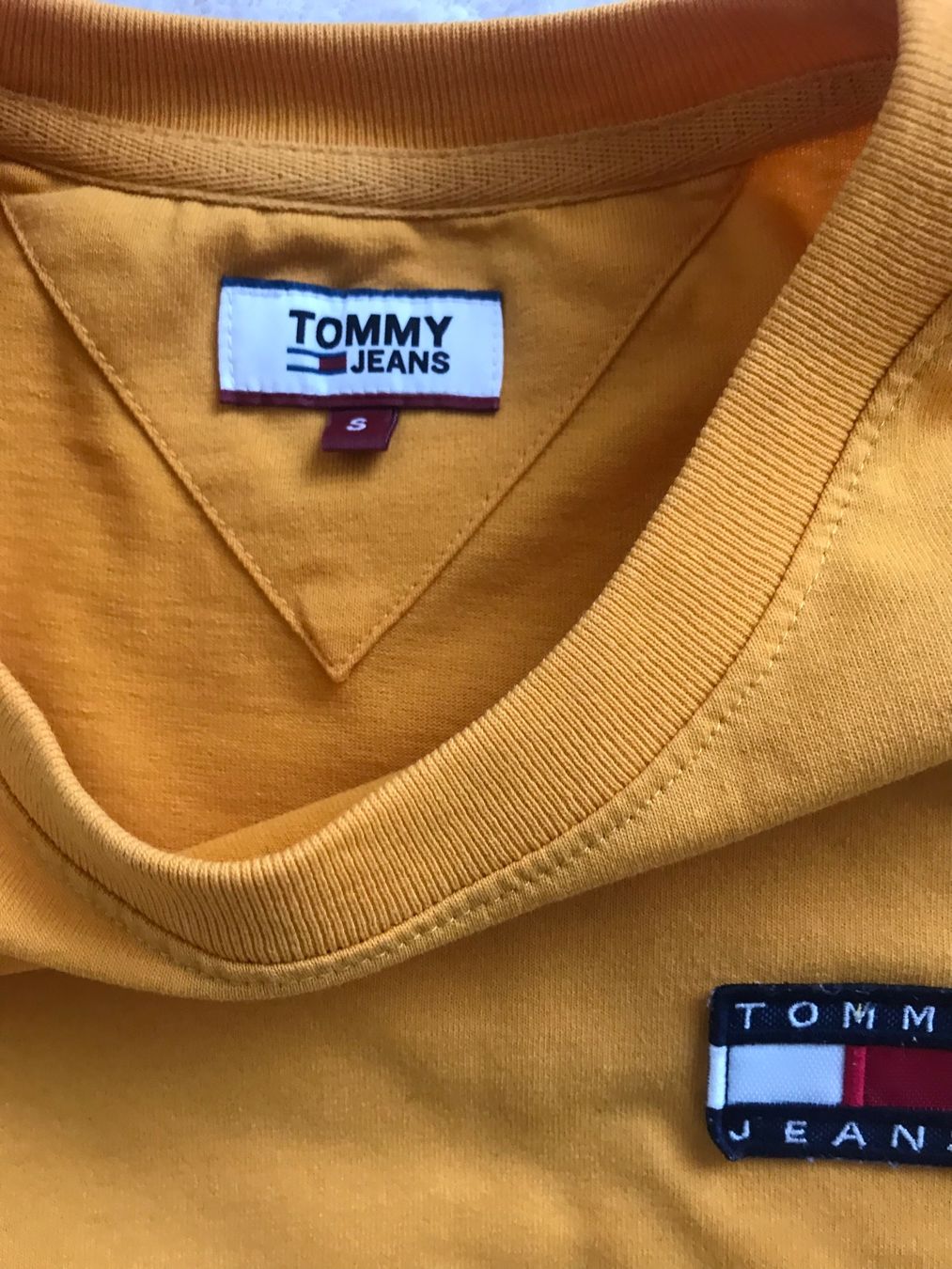 Tommy Hilfiger T-shirt: Tommy Hilfiger T-Shirt Grösse S – Nuovo (secondo la descrizione) da Au/ZH venduto da markthallerapperswil 3