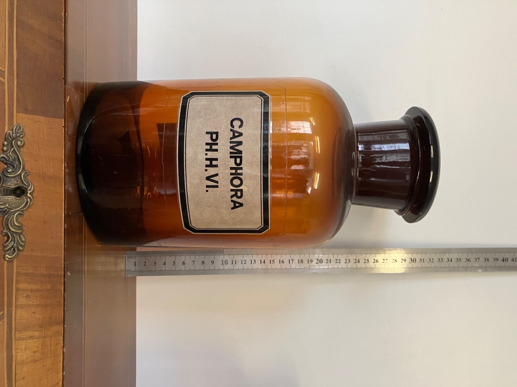 Accessori da laboratorio: Antikes Apotheker-Glas, Durchmesser ca. 15 cm – Usato da Utzenstorf venduto da mrs_peel