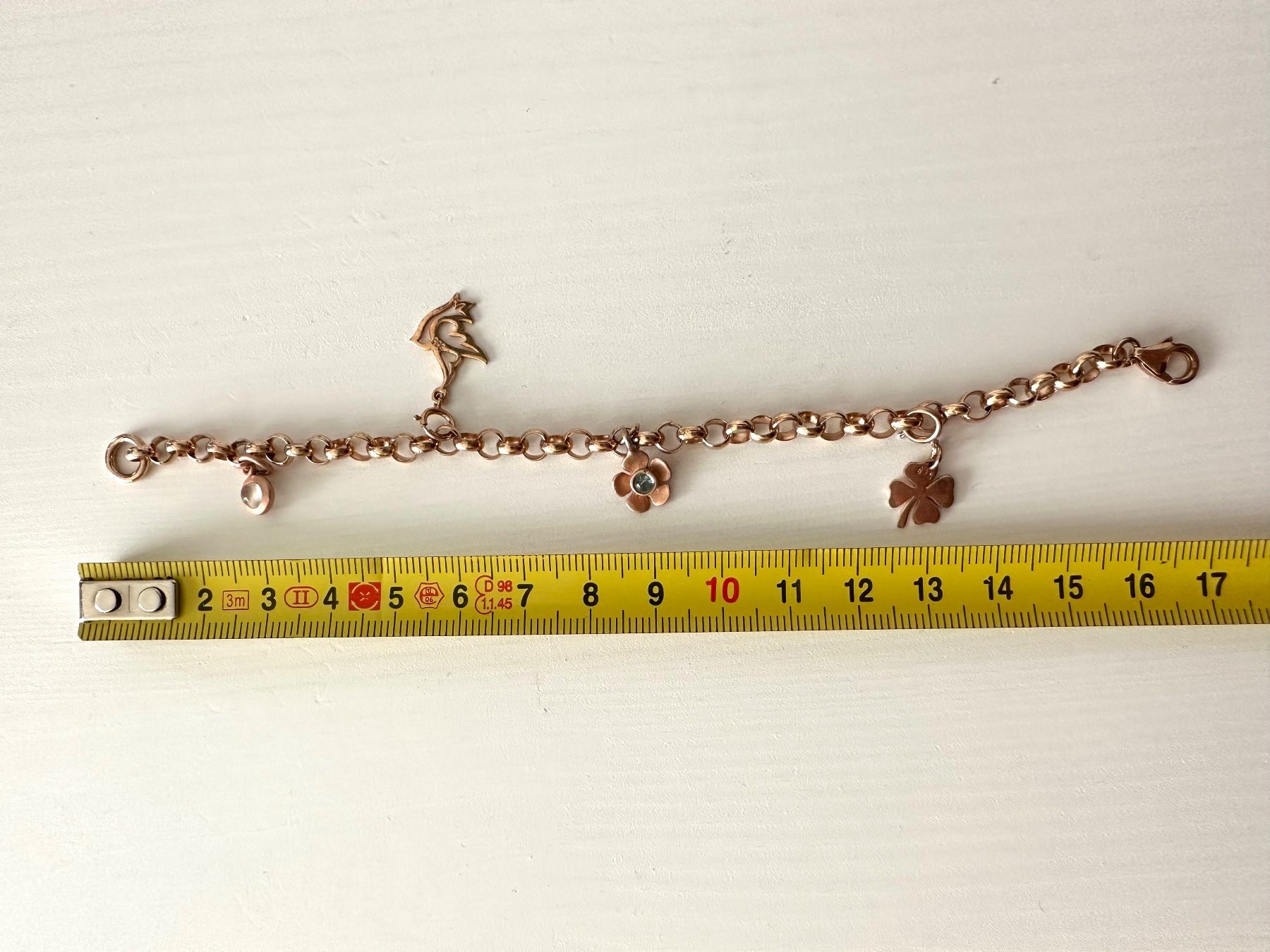 Armbänder & -reifen: Vergoldetes Charm- Armband – Gebraucht aus Affoltern am Albis von Sveta75 1