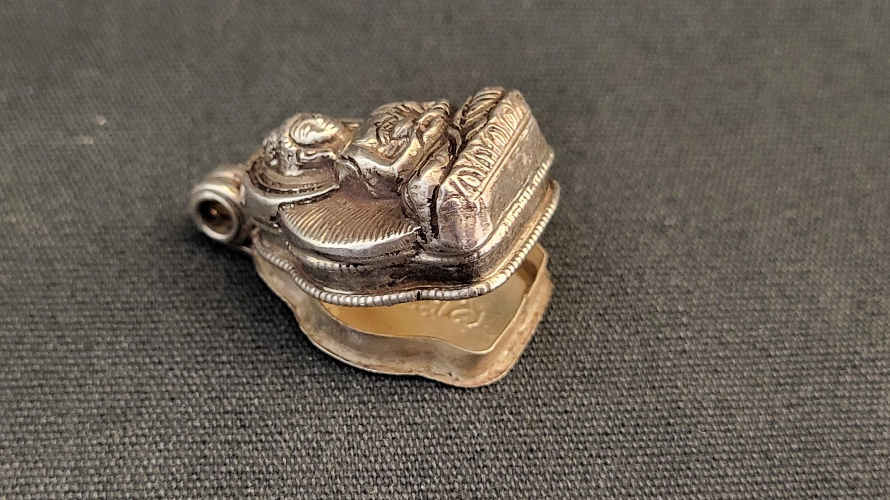 Ciondoli: Silber-Amulett BUDDHA - Gift-Anhänger – Usato da Basel venduto da spinne02 2