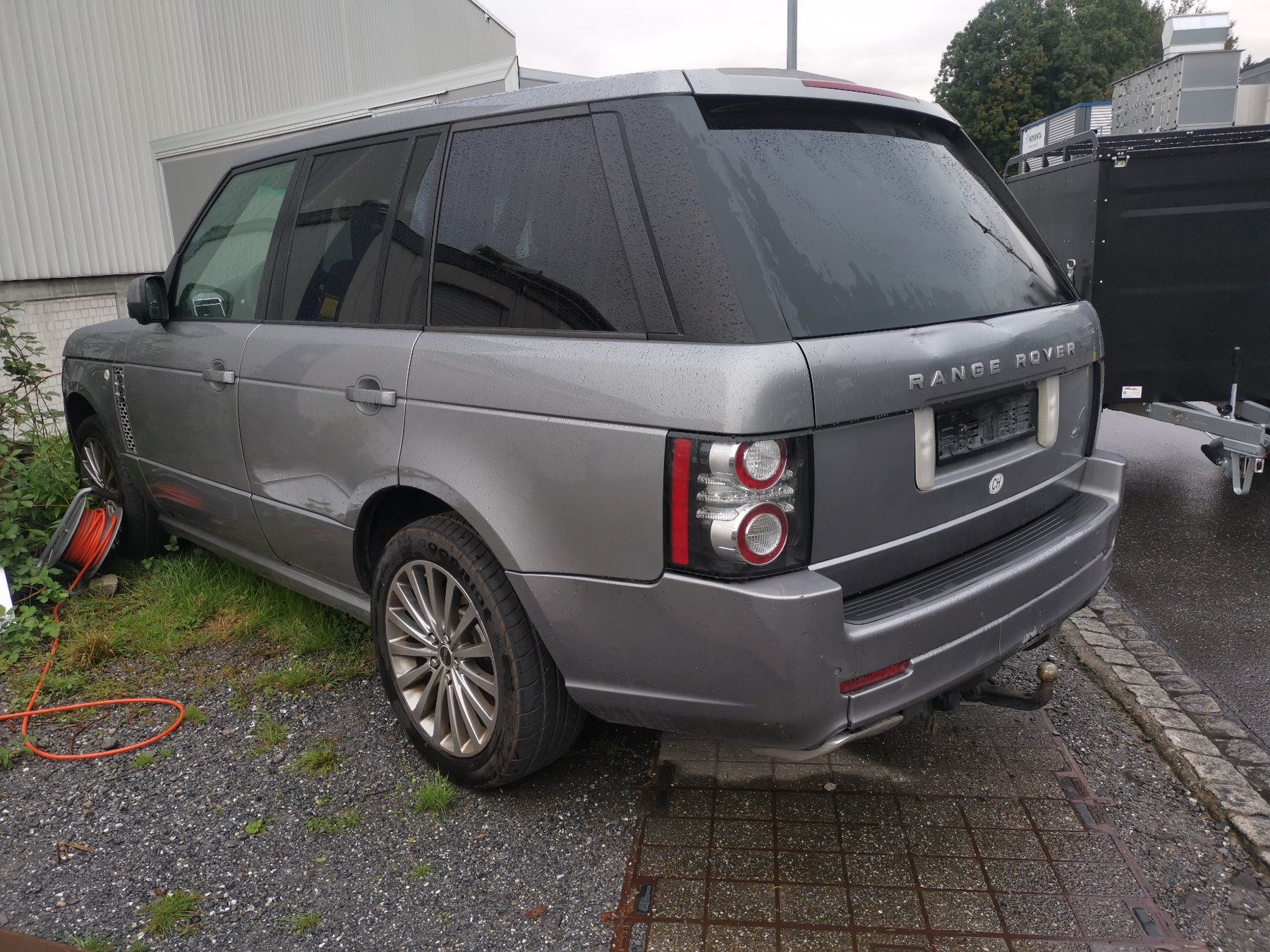 Land Rover Automobili: Range Rover TDV8 4.4 lt Occasion – Usato da Walzenhausen venduto da Trailer-Pool 2