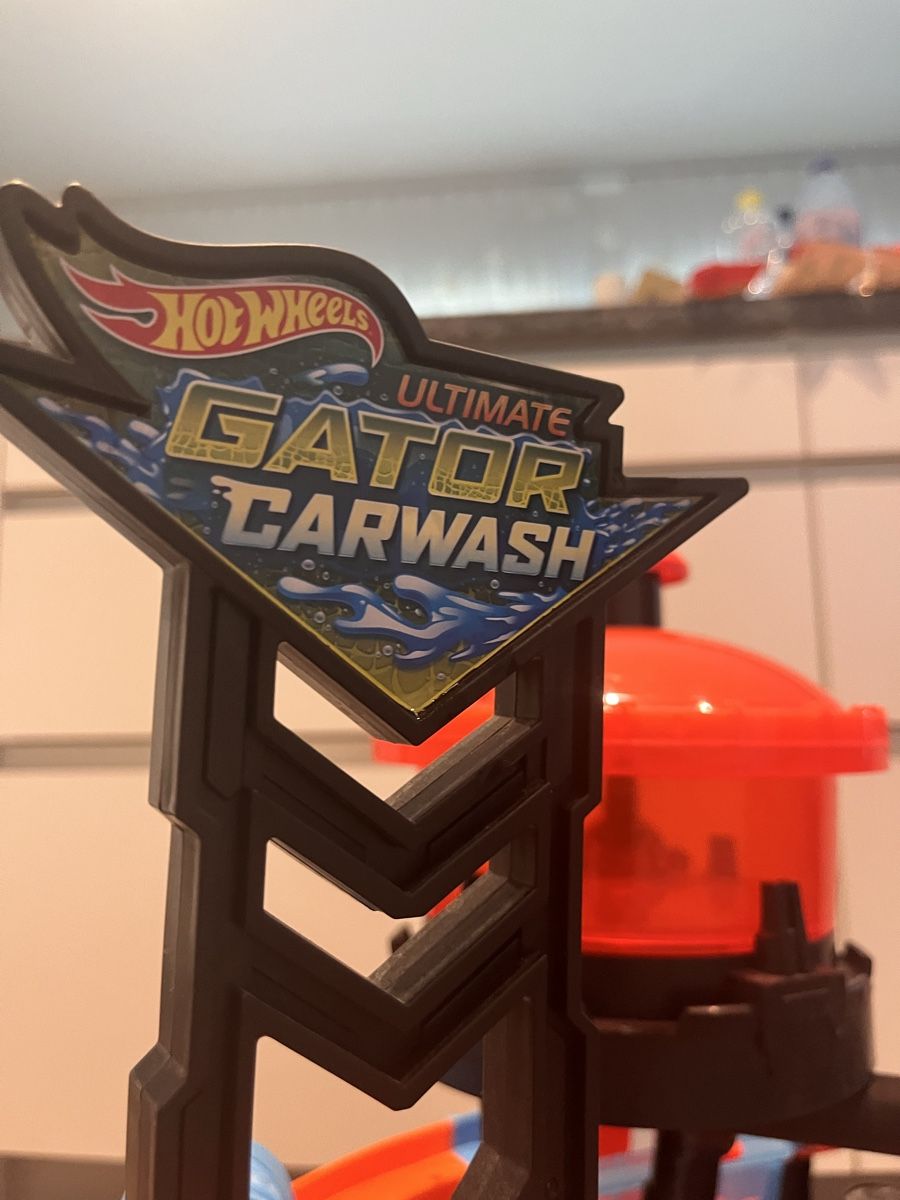 Hot Wheels Giocattoli: Hot Wheels Gator Carwash mit Auto – Usato da Brittnau venduto da Butterfly1515 3
