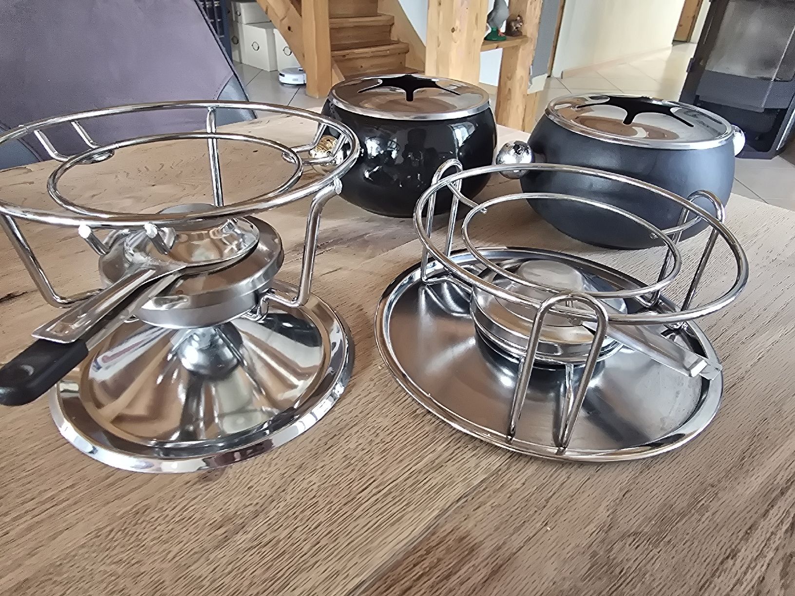 Casseroles: Fondue Set, 2 Caquelons, – D'occasion à Le Locle par Marc9194 1