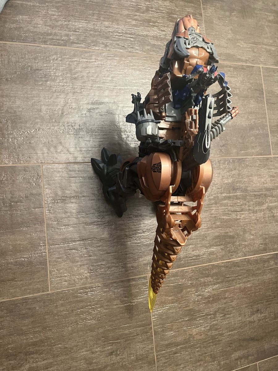 Spielzeuge: Mega grosser Transformers Dinosauerier – Gebraucht aus Fahrweid von Putzlina 1