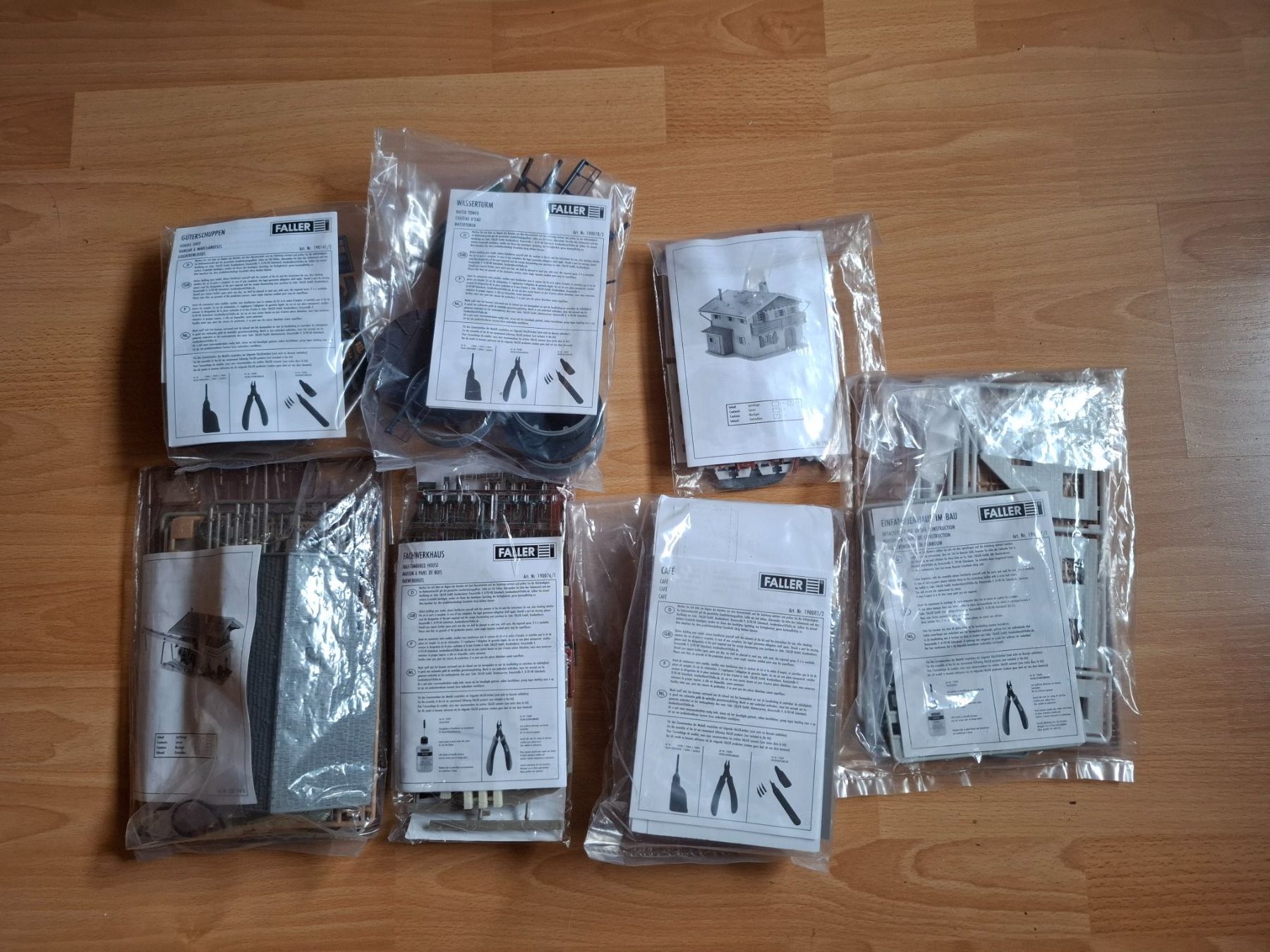 Faller Modelleisenbahnen: Faller Set 02 7tlg. – Neu (gemäss Beschreibung) aus Halten von ast_mzm8
