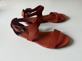 Sommerliche Sandalen von Gucci - Gr 37