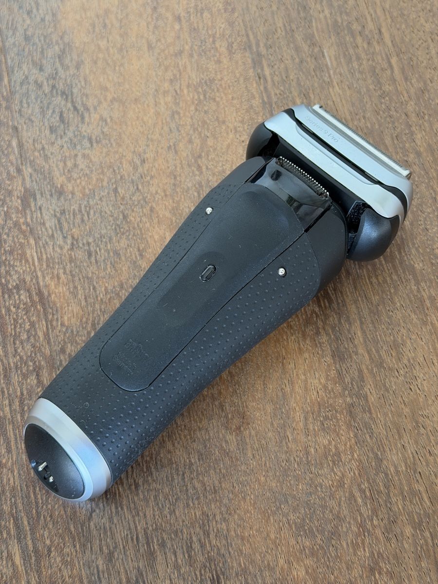 Braun Rasierapparate & Rasierklingen: Braun Rasierer S9 pro – Gebraucht aus Rümlang von Michinet 2