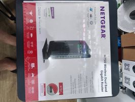 NETGEAR N750 Wireless Dual Band Gigabit Router