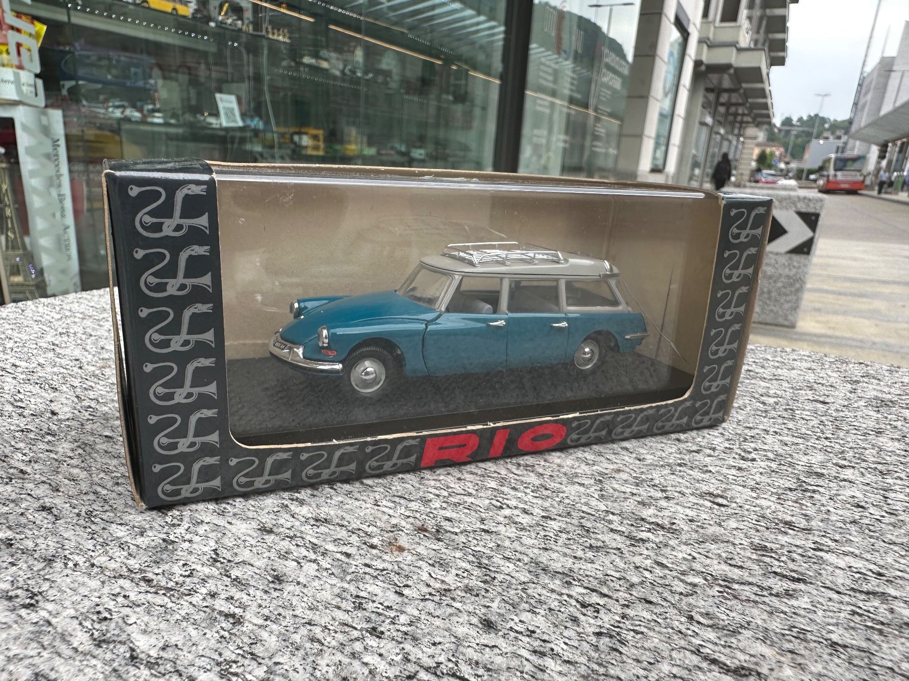Kit di modellismo & Modellini statici: Rio 1:43 Citroen ID 19 1958 Break – Usato da Chiasso venduto da Carrara-Modellismo