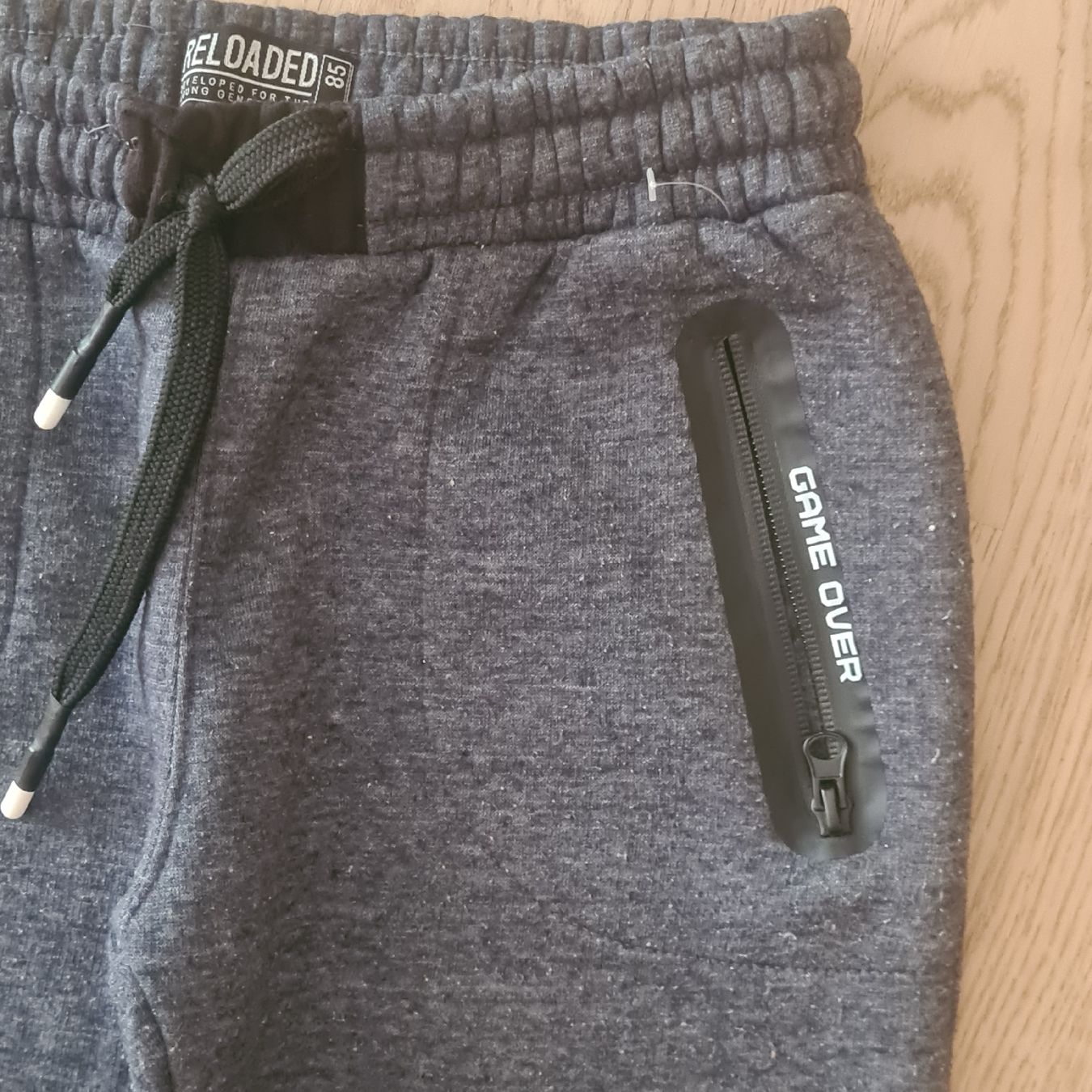 Pantalons: Trainer Hose Gr. 134/140 – D'occasion à Steinen par turbogeiss99 2