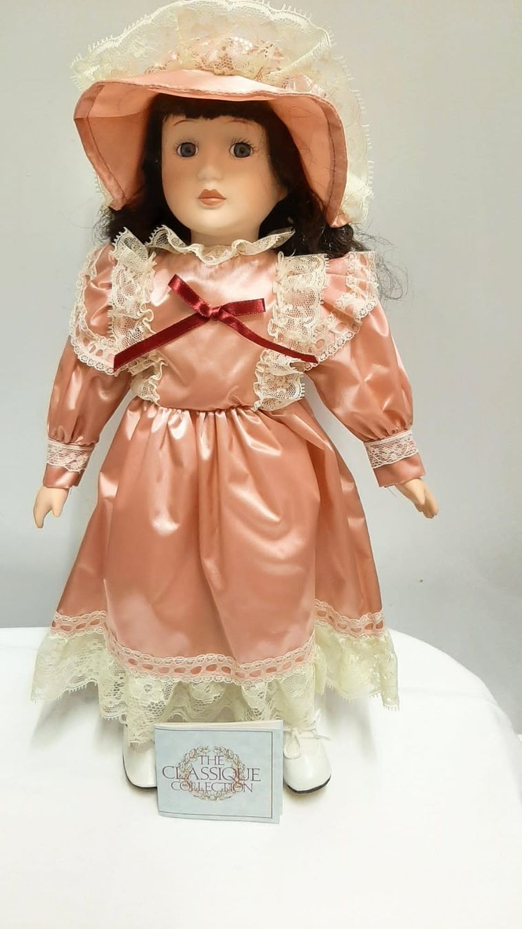 Bambole: Bambola – Nuovo e nell'imballaggio originale da Luzern venduto da PAPPALARDO1955 2