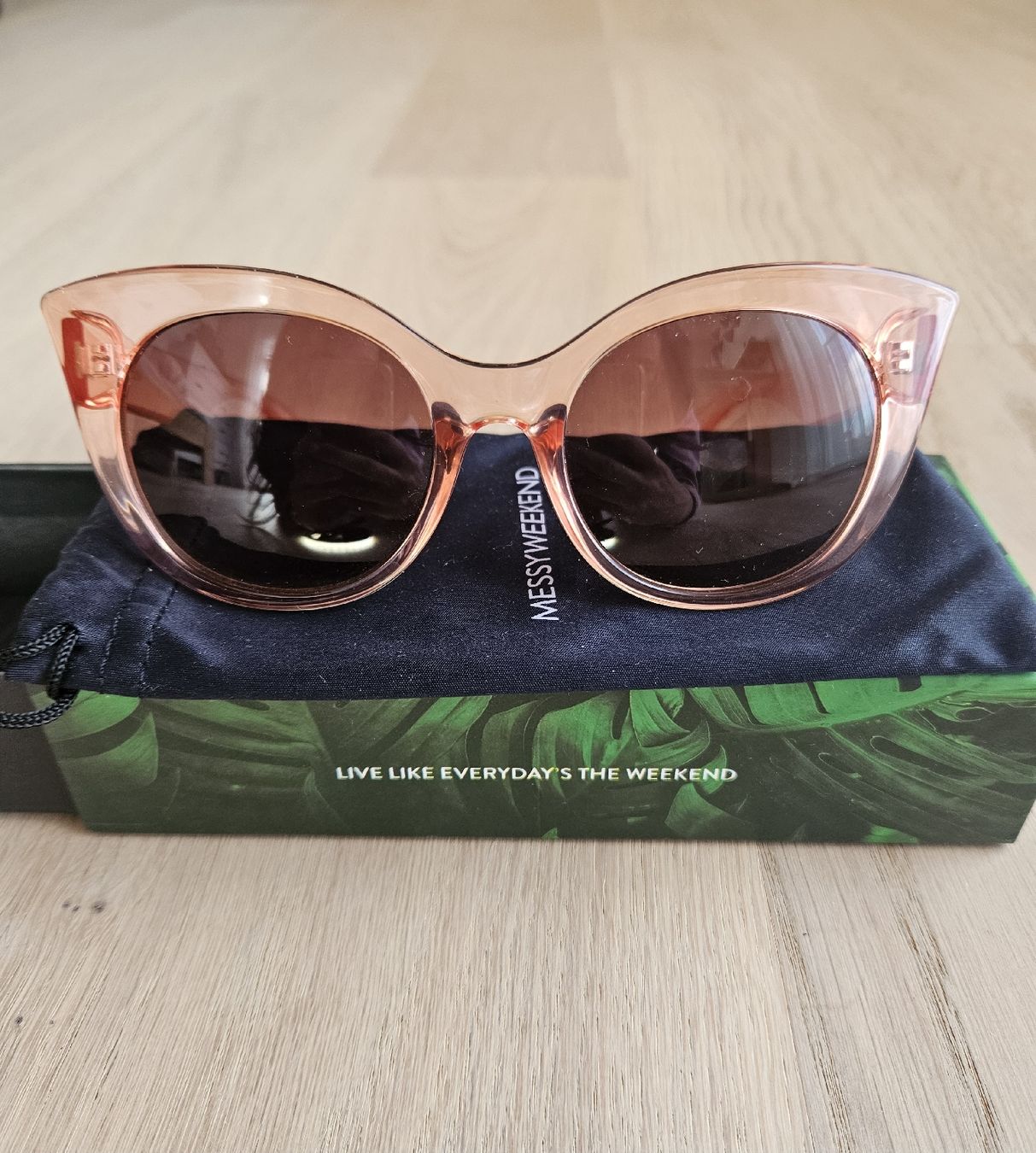 Brillen & Gläser: Sonnenbrille – Neu (gemäss Beschreibung) aus Effretikon von Shopmycloset8