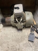 Elektromotor mit Schalter betriebstüchtig