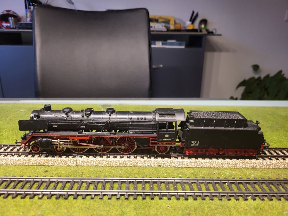 Märklin Dampflok mit Tender 003160-9 in orig. Box 3085 (Gebraucht) in