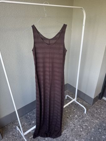 Sehr schönes, braunes Kleid