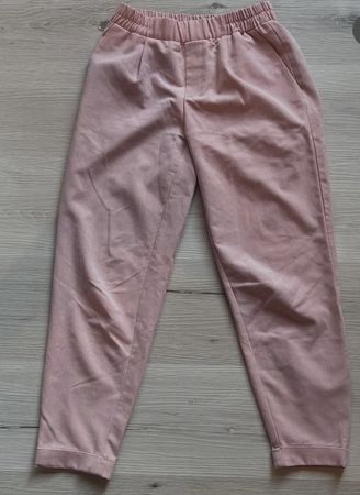 Rosa Cordhose, Grösse 34, neuwertig für den Frühling!