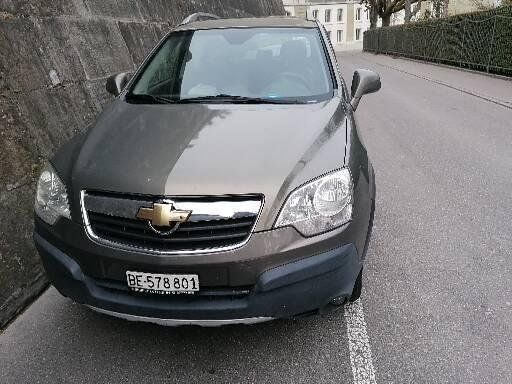 OPEL Antara V6 un peux modifier avec l'insigne Chevrolet